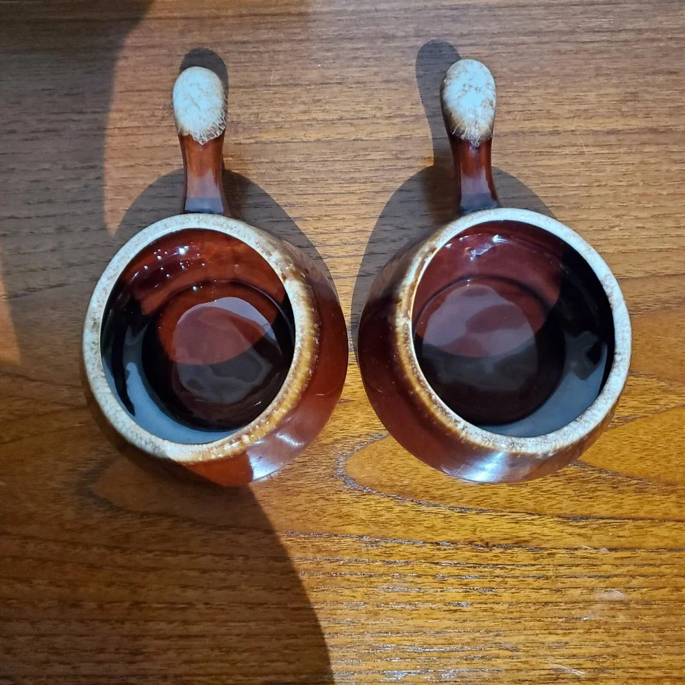 2 McCoy 7054 brown drip handled Onion/Chili/Soup Bowls‎ -Glaze Drip Pottery